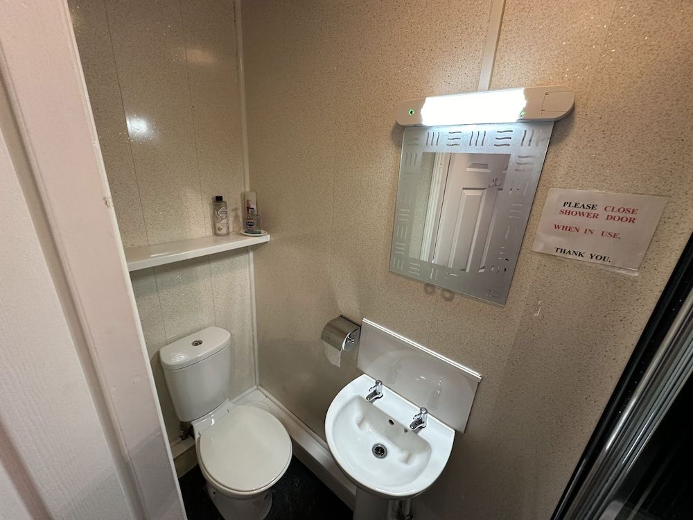 Ocean Road Rooms Standard Triple Room 15