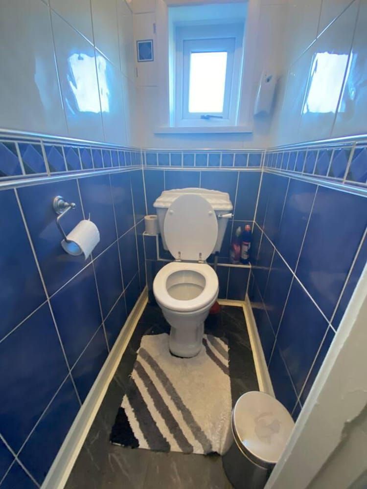 The Gold- Home Away From Home House 13