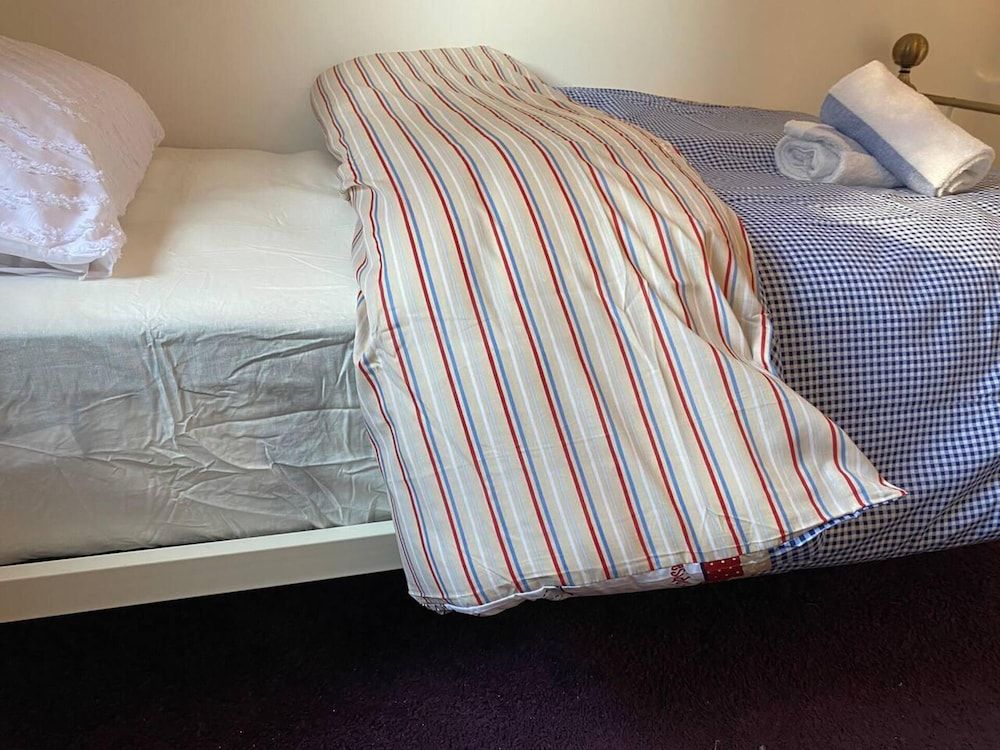 The Gold- Home Away From Home House 10