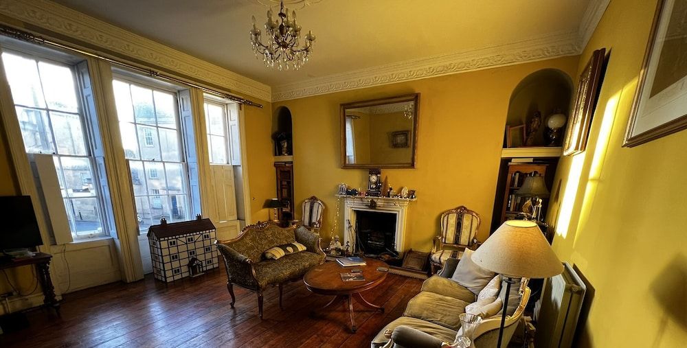 Central Bath Georgian Rooms