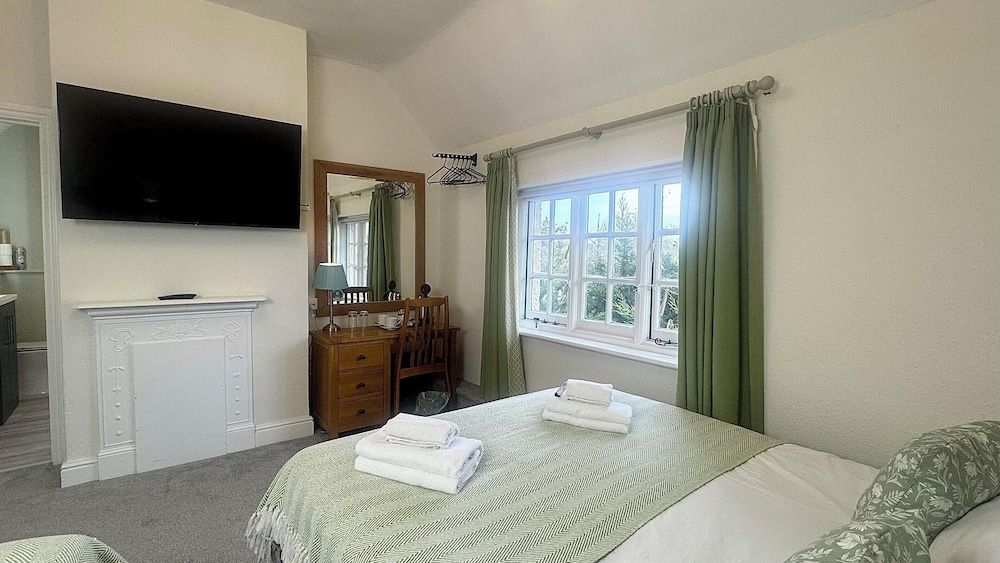 The Cricketers Inn Basic Double Room 5