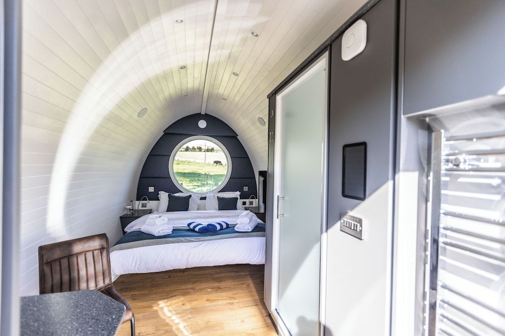 Design Double Room, Hot Tub, Garden View