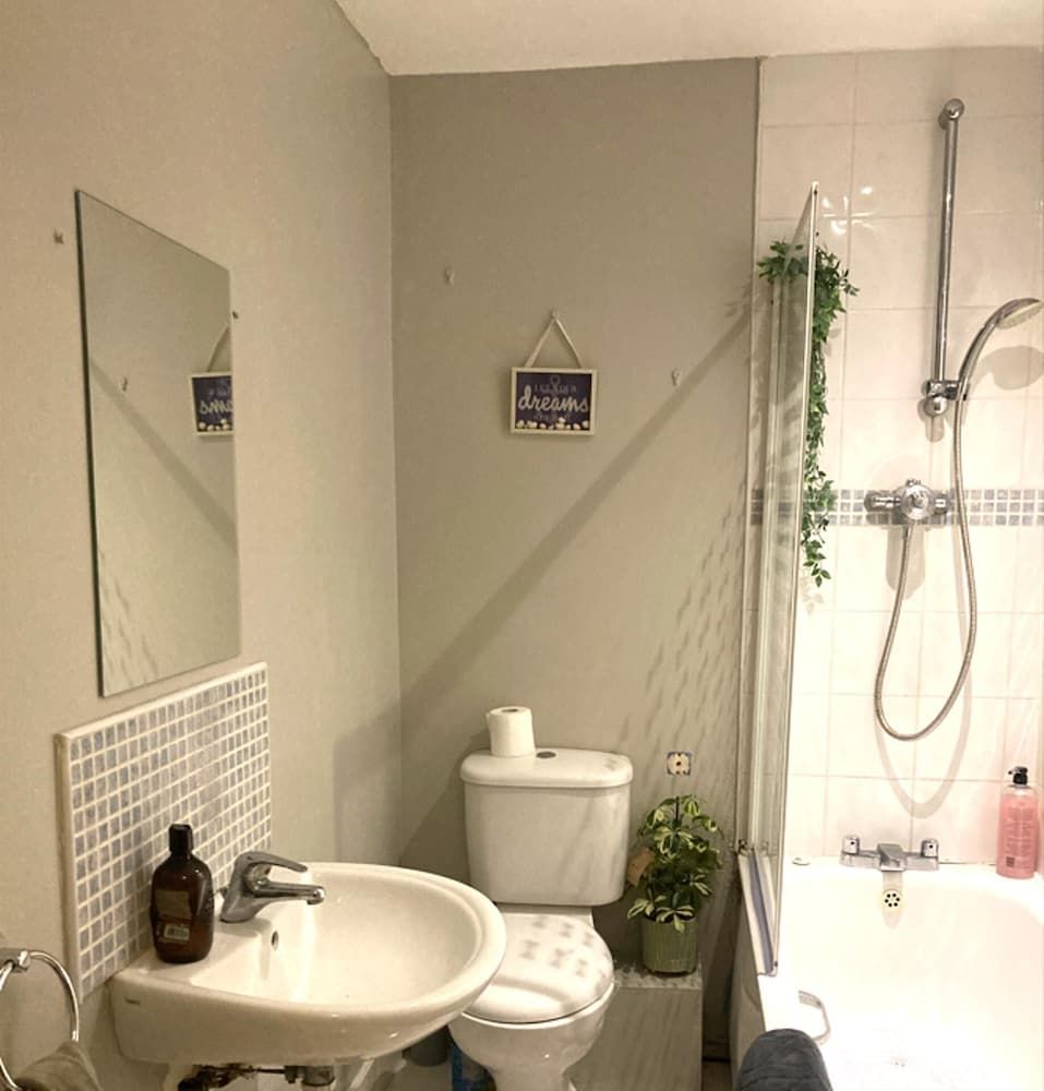 2-bed Apartment in Belfast Near City Centre Apartment 6