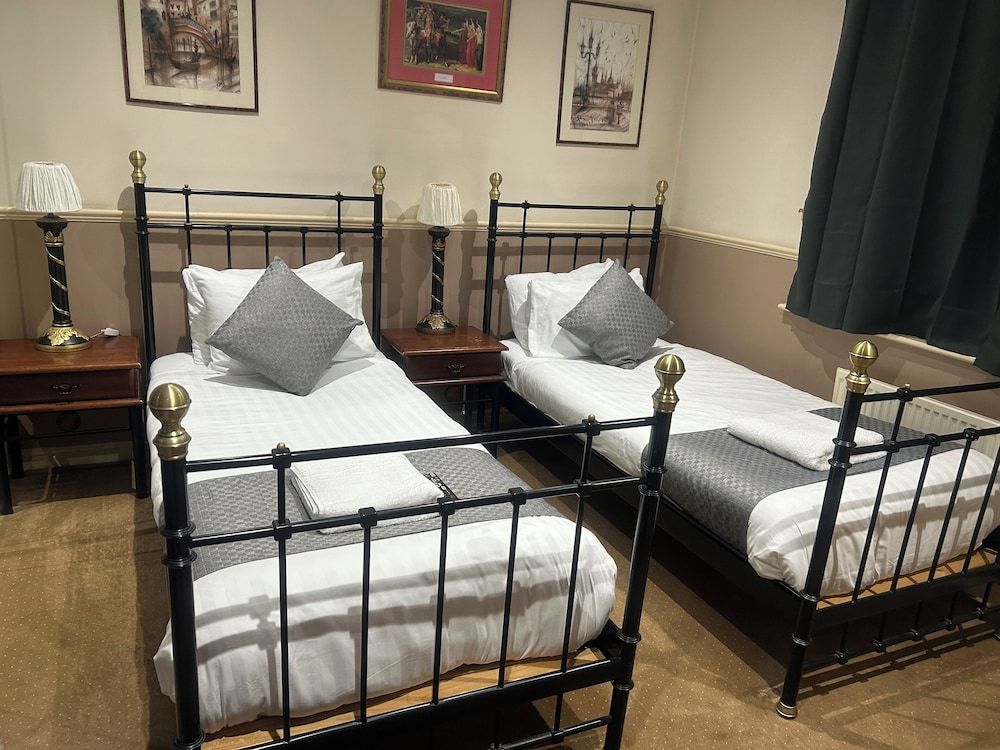 Executive Twin Room