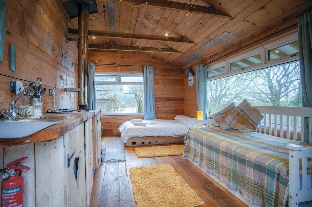Apartment (1 Bedroom)