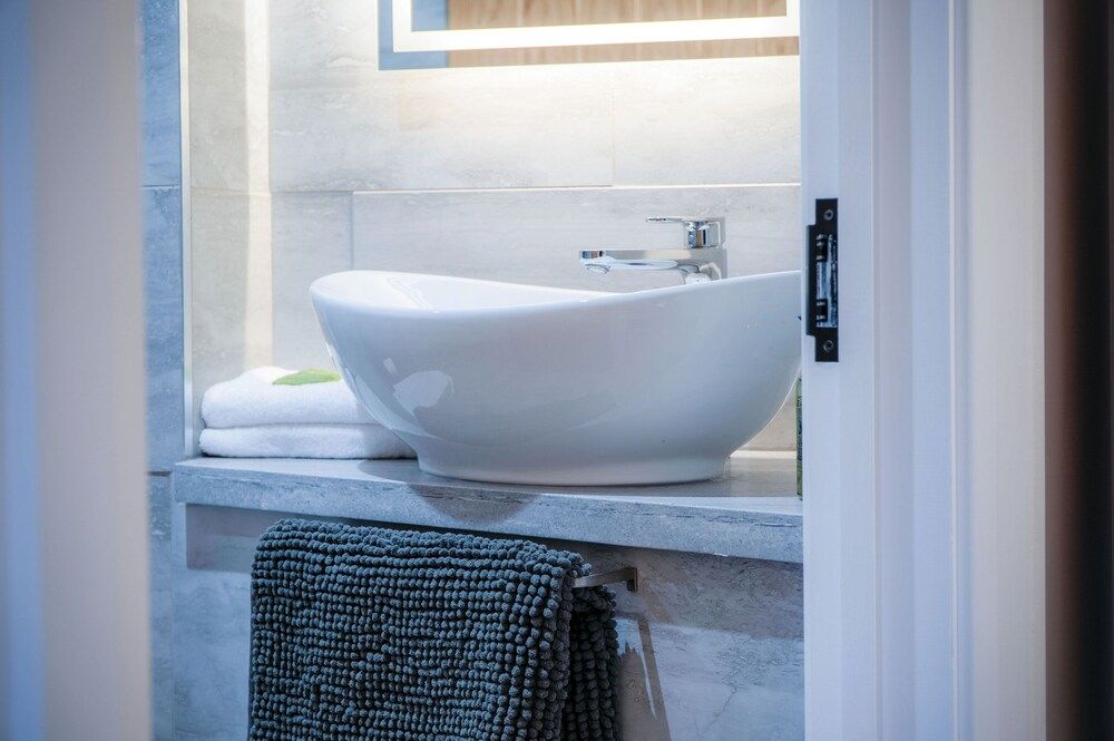 The Sleeping Giant - Pen Y Cae Inn Luxury Double Room, 1 King Bed 11