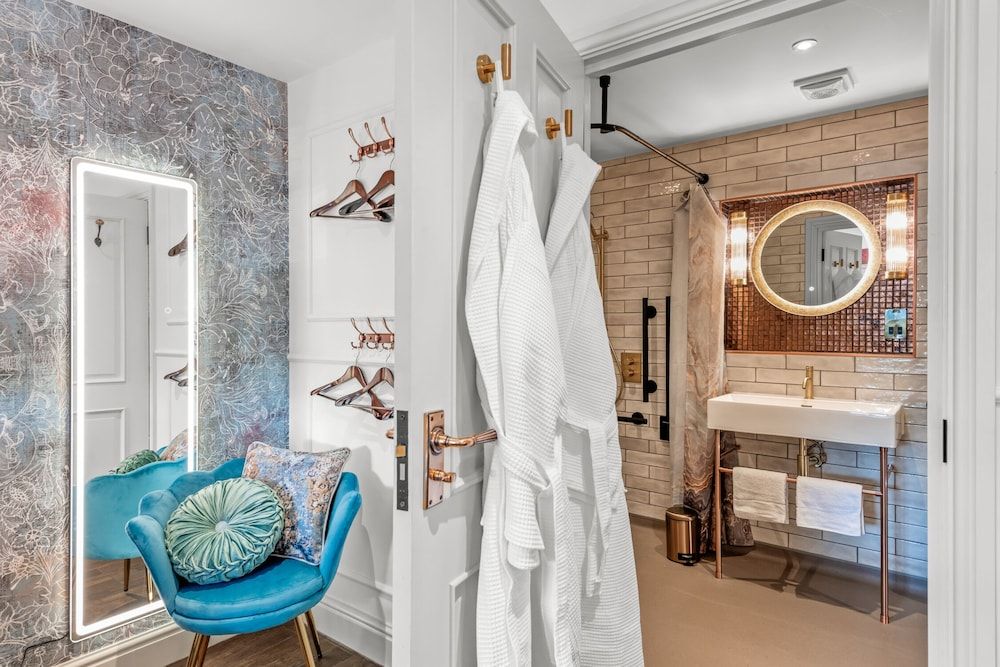 The Ley Arms Deluxe Double or Twin Room, Accessible 10