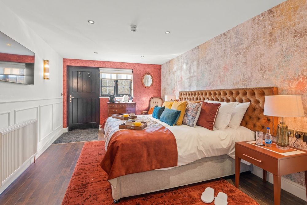 The Ley Arms Deluxe Double or Twin Room 6