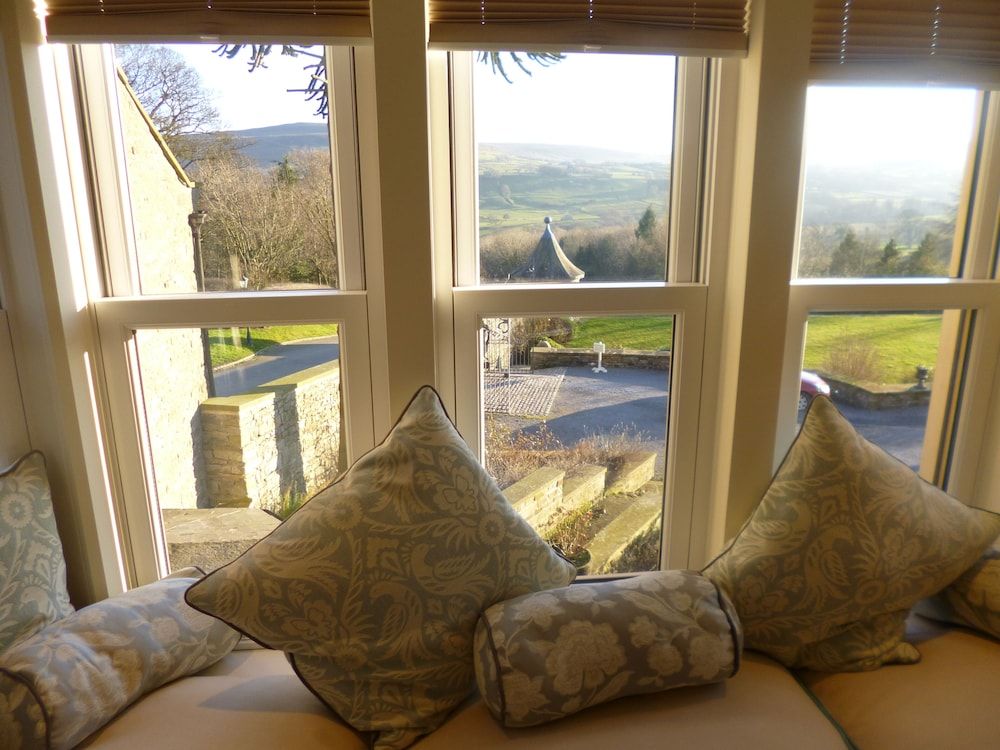 The Saddle Room Restaurant Honeymoon Double Room 5