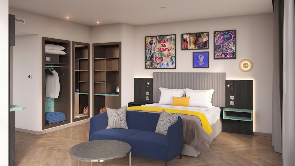 Maldron Hotel Brighton City Centre Junior Suite