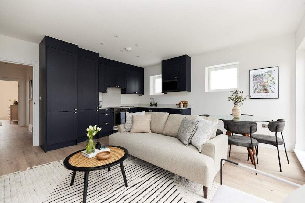 Apartment (2 Bedrooms)