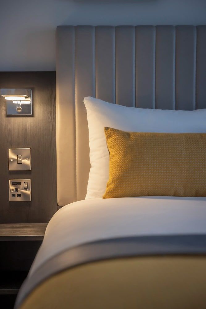 Maldron Hotel Manchester Cathedral Quarter Deluxe Double & Single City View 2