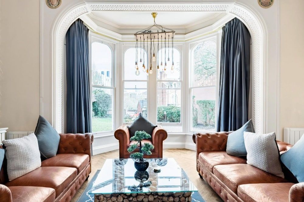 Claremont The Heaton