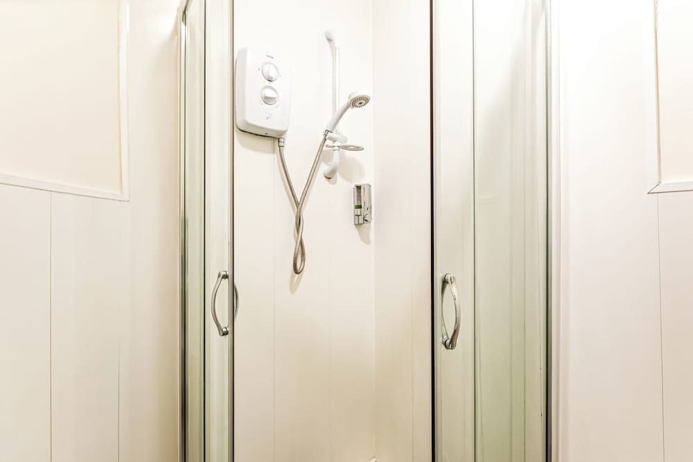 The B & B Blackpool Large Room, 1 Double bed 16