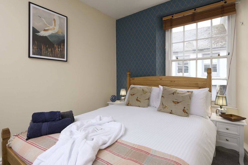 The White Hart Hotel Classic Double Room, Ensuite (first floor) 4