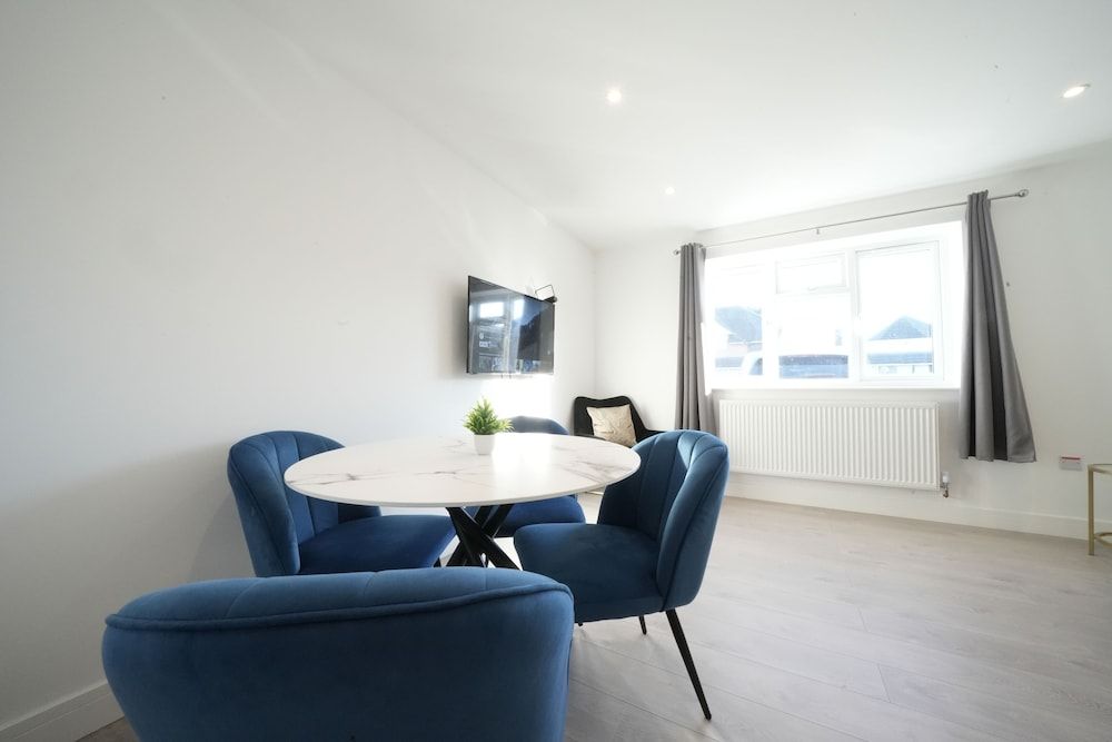 Heathrow Charge and Go Premium Apartment 10