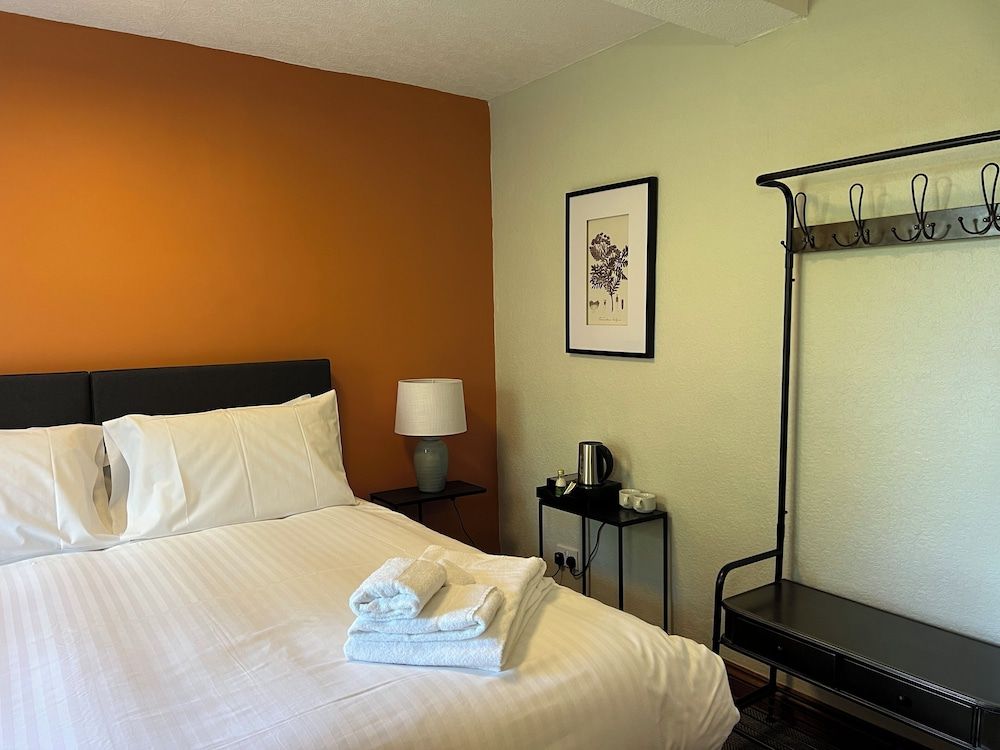 The Kings Arms Double or Twin Room 10