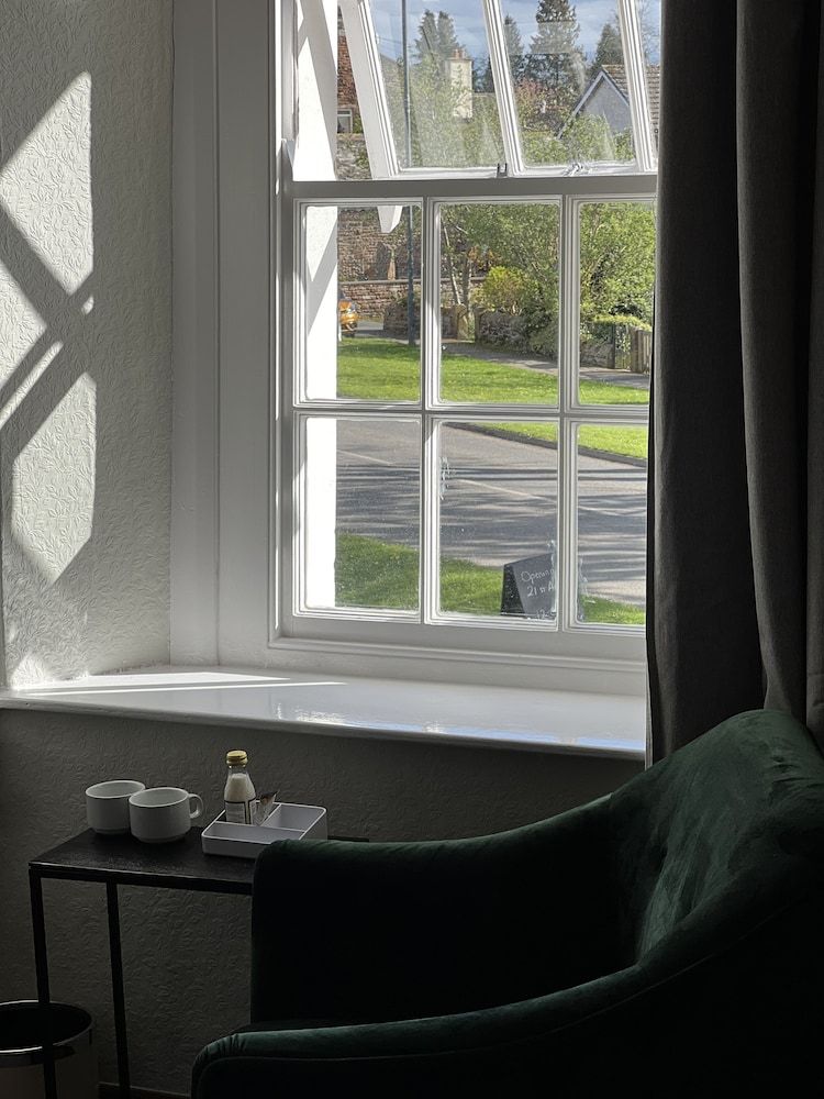 The Kings Arms Double or Twin Room 35