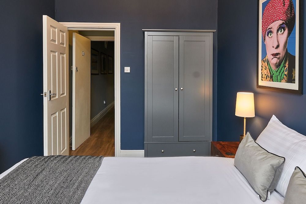 Host Apartments The Falkner Quarters II Apartment 20