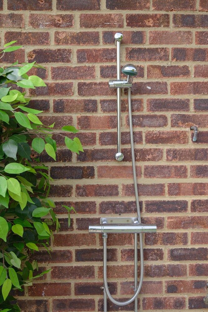 Deluxe 2/3 Bed Hottub Skytv House 10