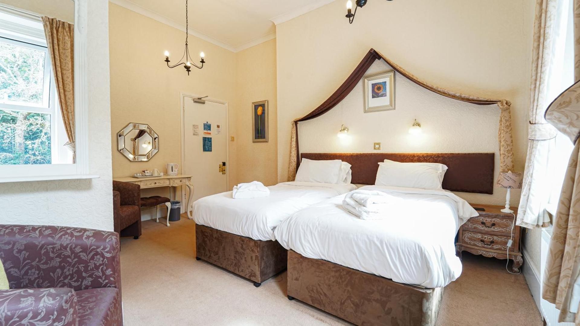 Standard Single Room