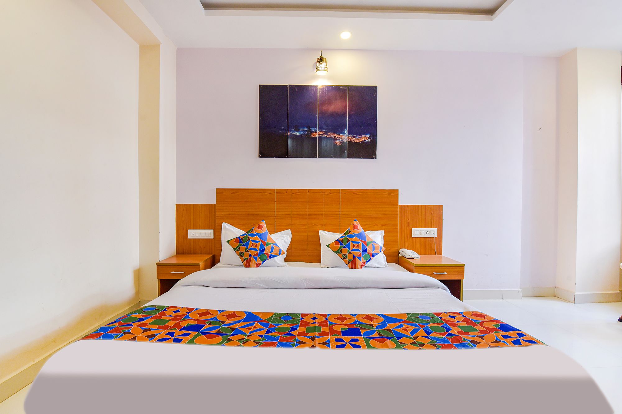 FabHotel Aarogya Residency Deluxe Room 2