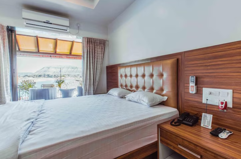 Suma Adventures And Resorts Deluxe Room with Pool view and Lake View