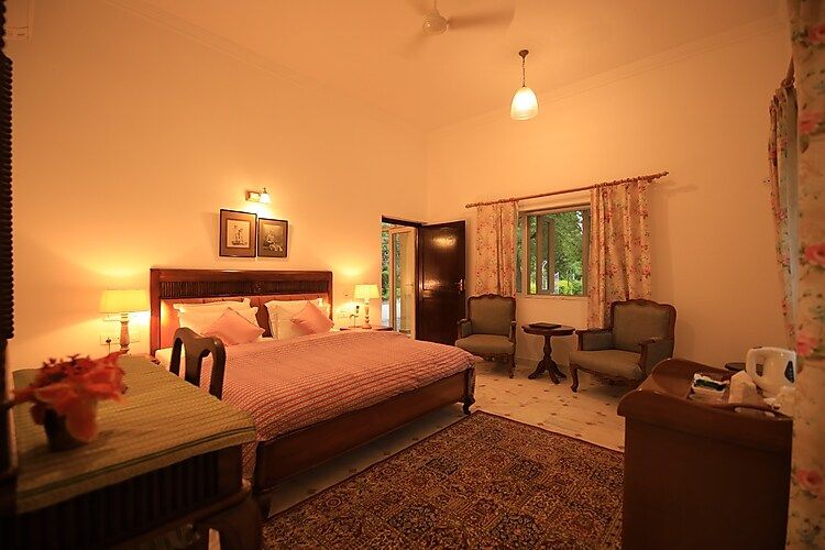 Roop Niwas Kothi Super Deluxe Room 3