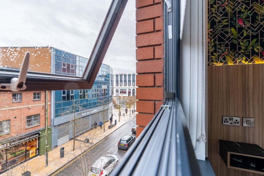 Hotel No.9 Deluxe Double Room, 1 King Bed, City View 2