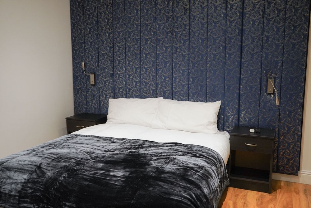 Novana ApartHotel Classic Studio, Non Smoking 2