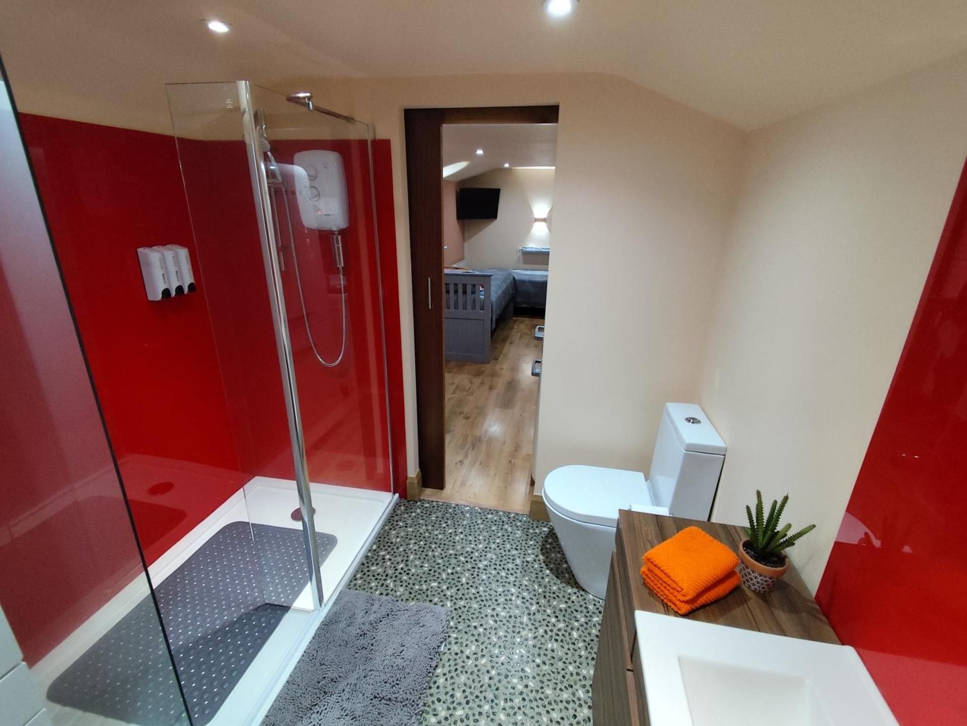 Richmond Lane Guest House Chalet 2