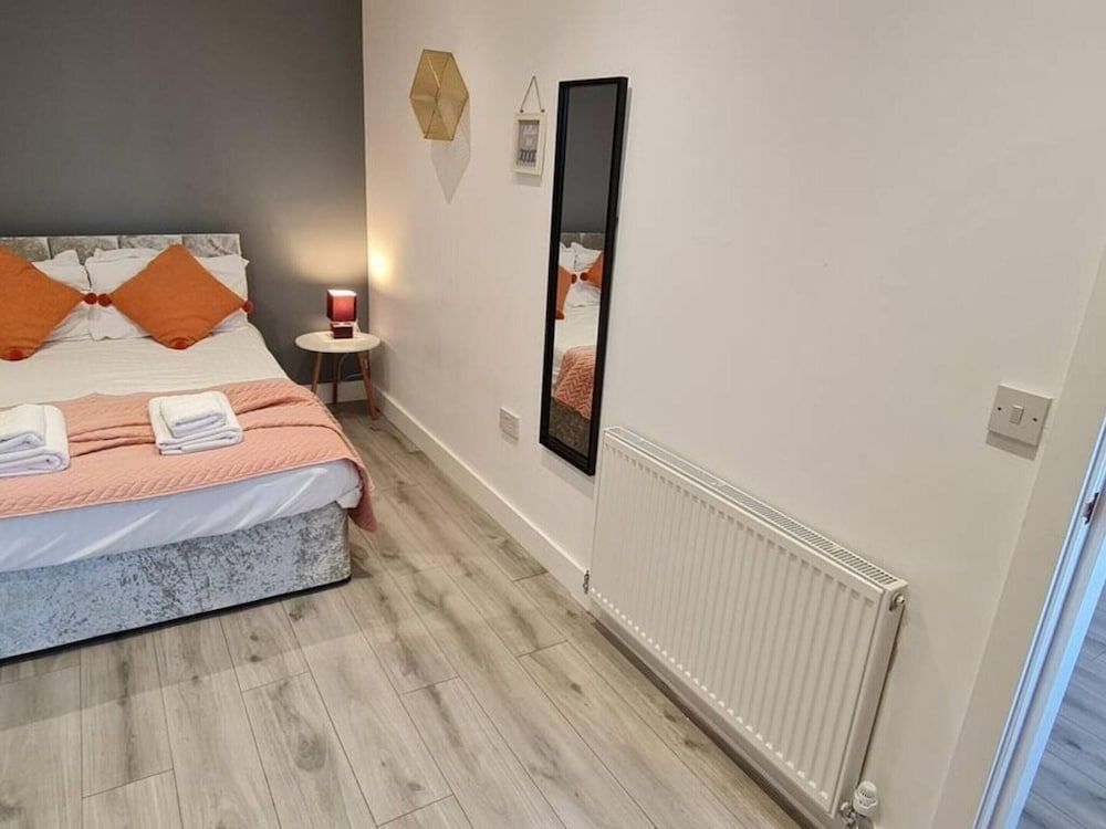 The Lowry One-bedroom Apartment by Belvilla Apartment 3