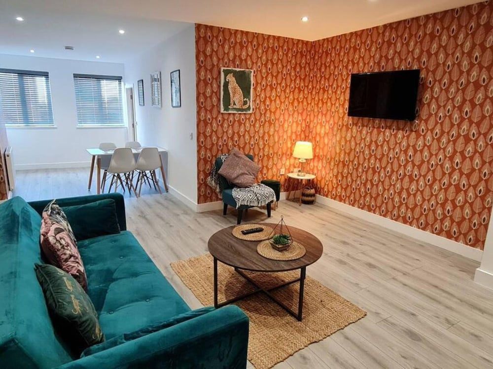 The Lowry One-bedroom Apartment by Belvilla Apartment 8