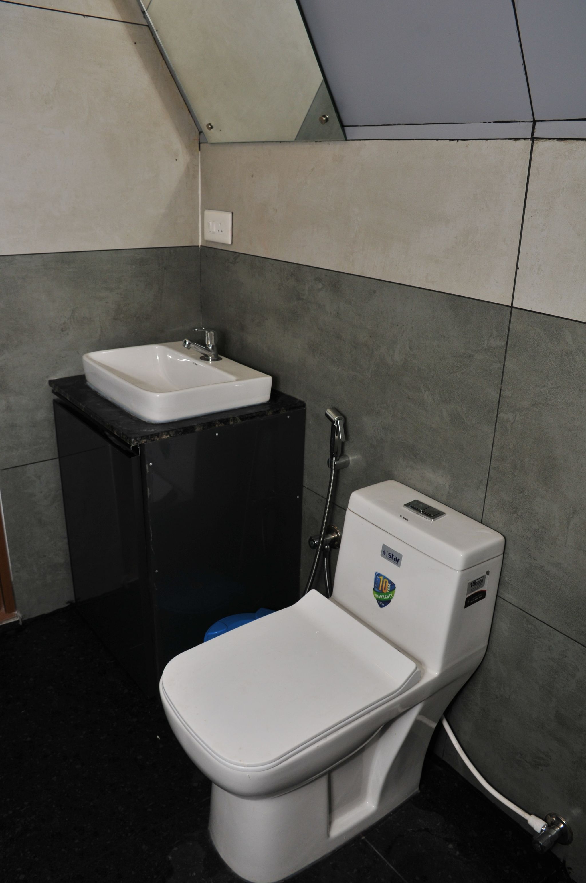 Kudaram County Resorts Green Tea 94