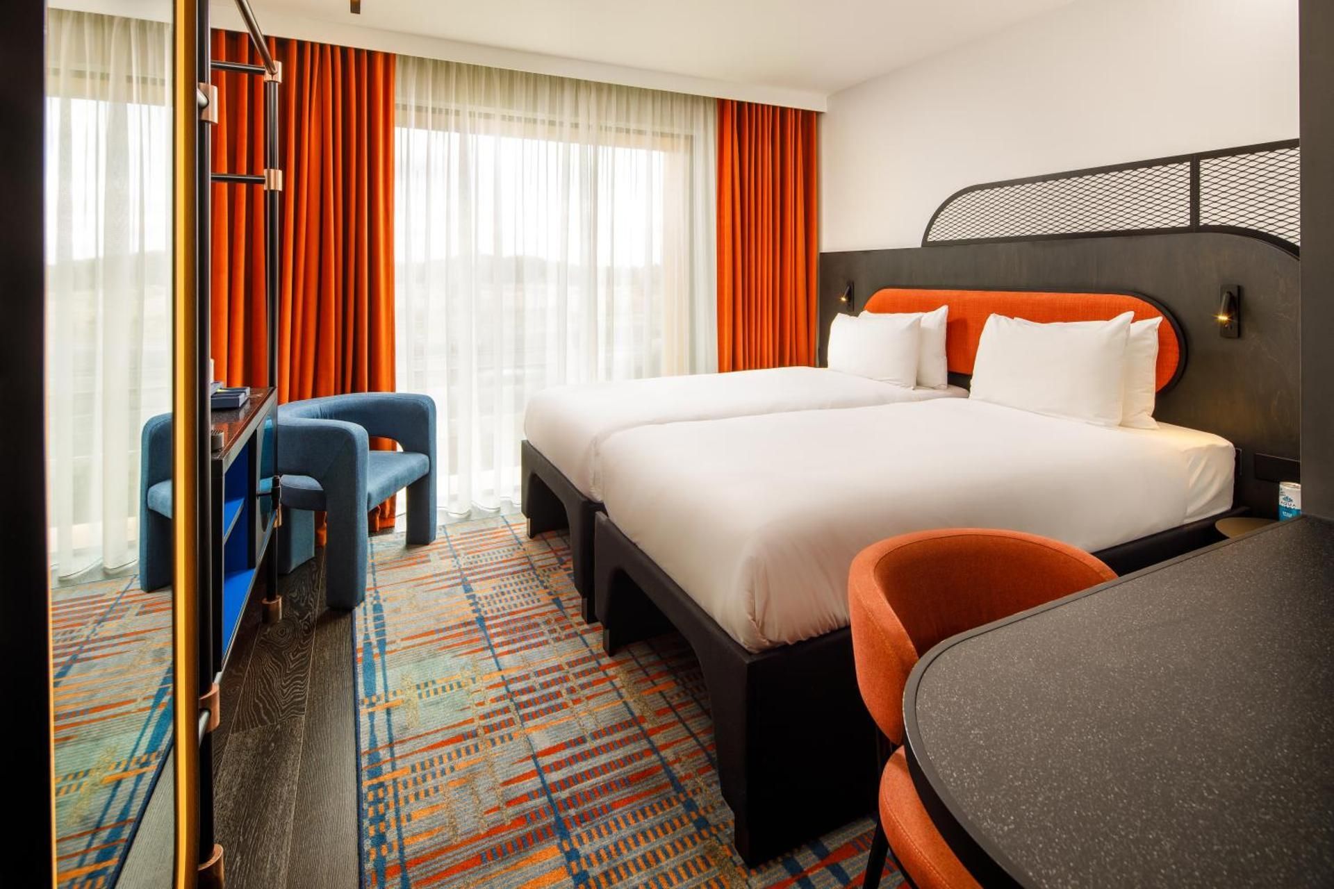 Standard Room with 2 Single Beds