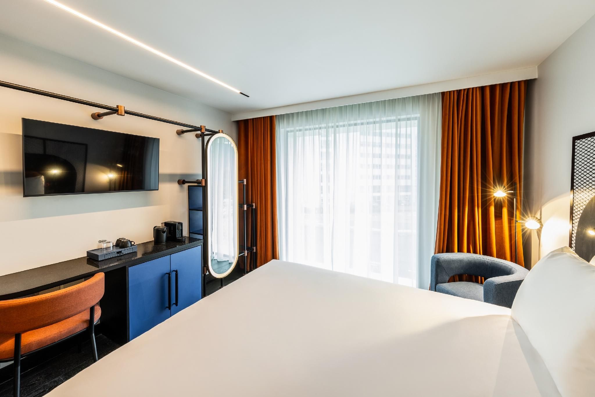 TRIBE Essential Atrium Accessible