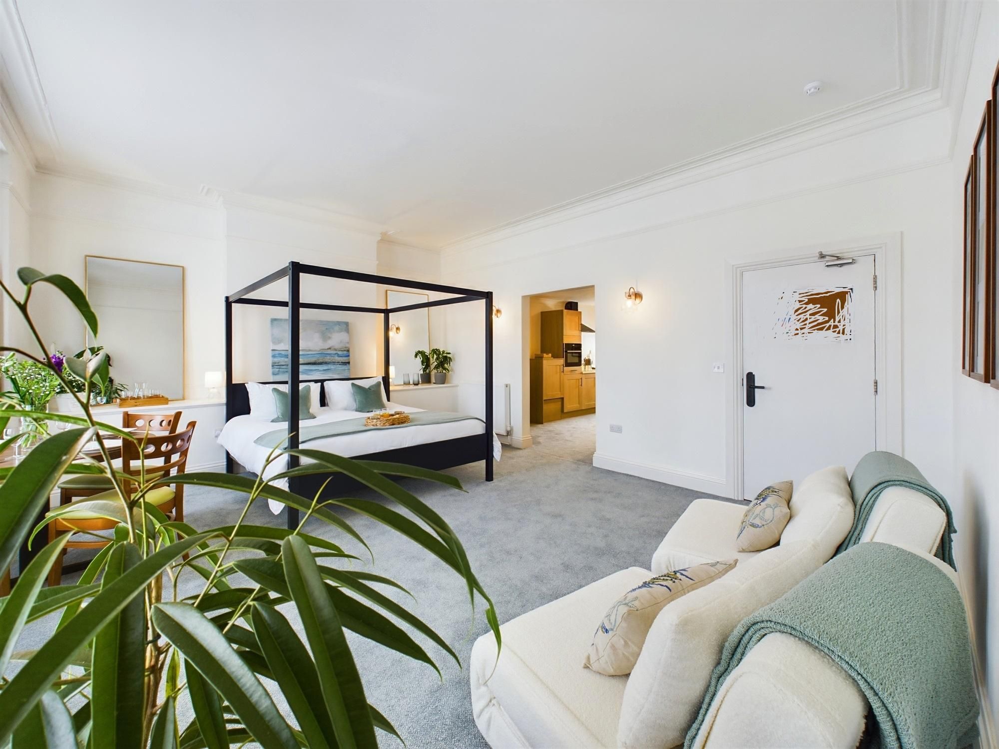 Family Apartment with Kitchen