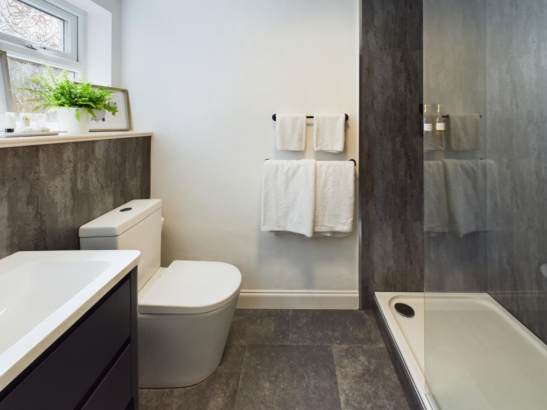 Family Apartment with Kitchen