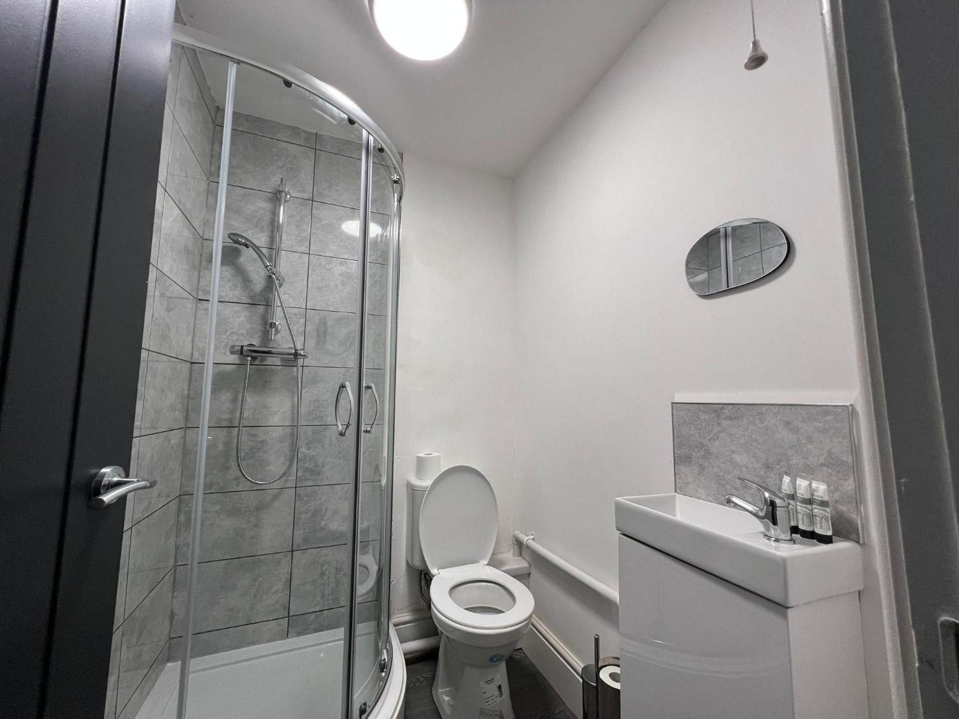 Double room-Budget-Shared Bathroom-Street View