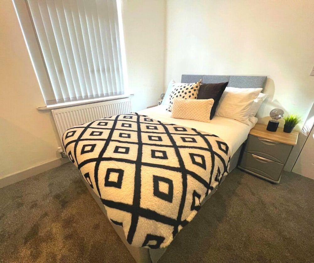 Darlington Suites by SA Stays Comfort Double Room