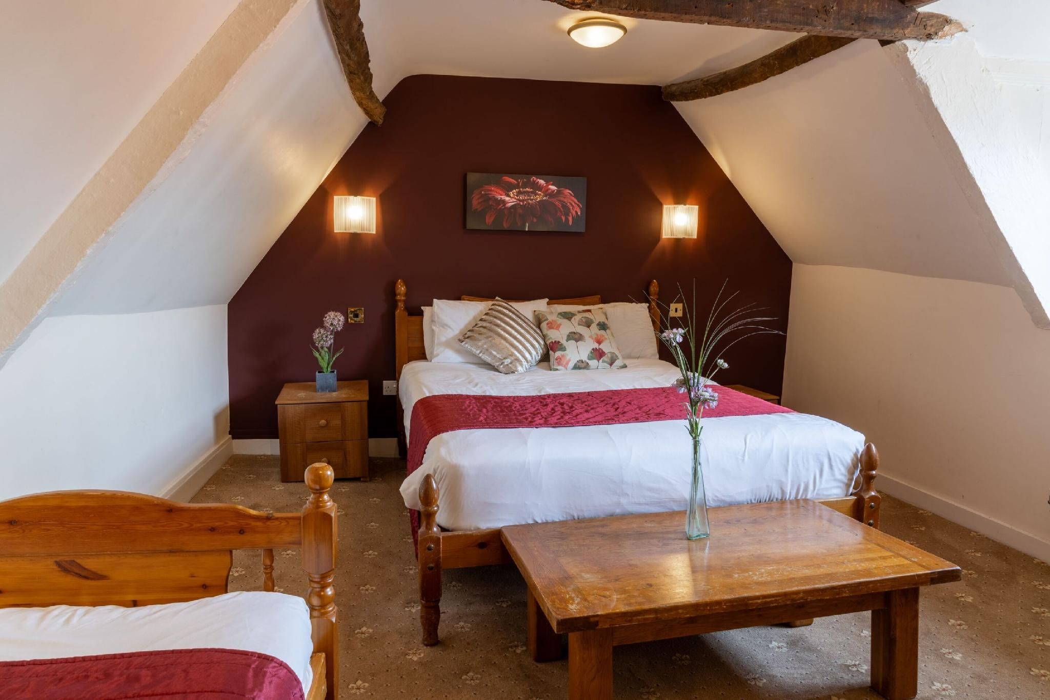 Twin room-Deluxe-Ensuite with Bath