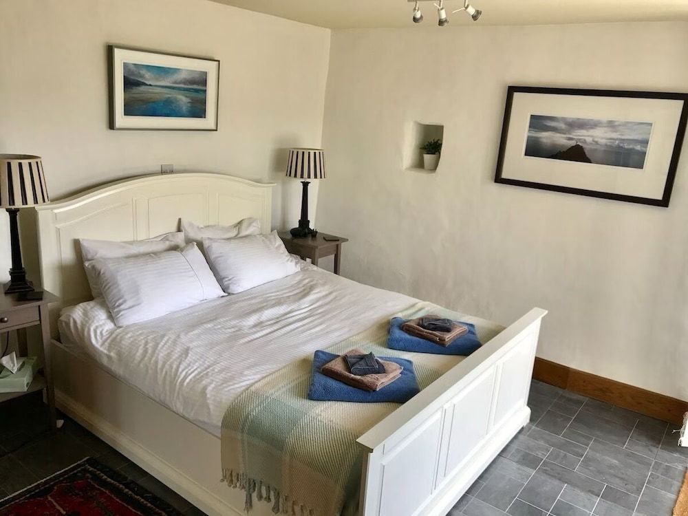 Cottage (2 Bedrooms)
