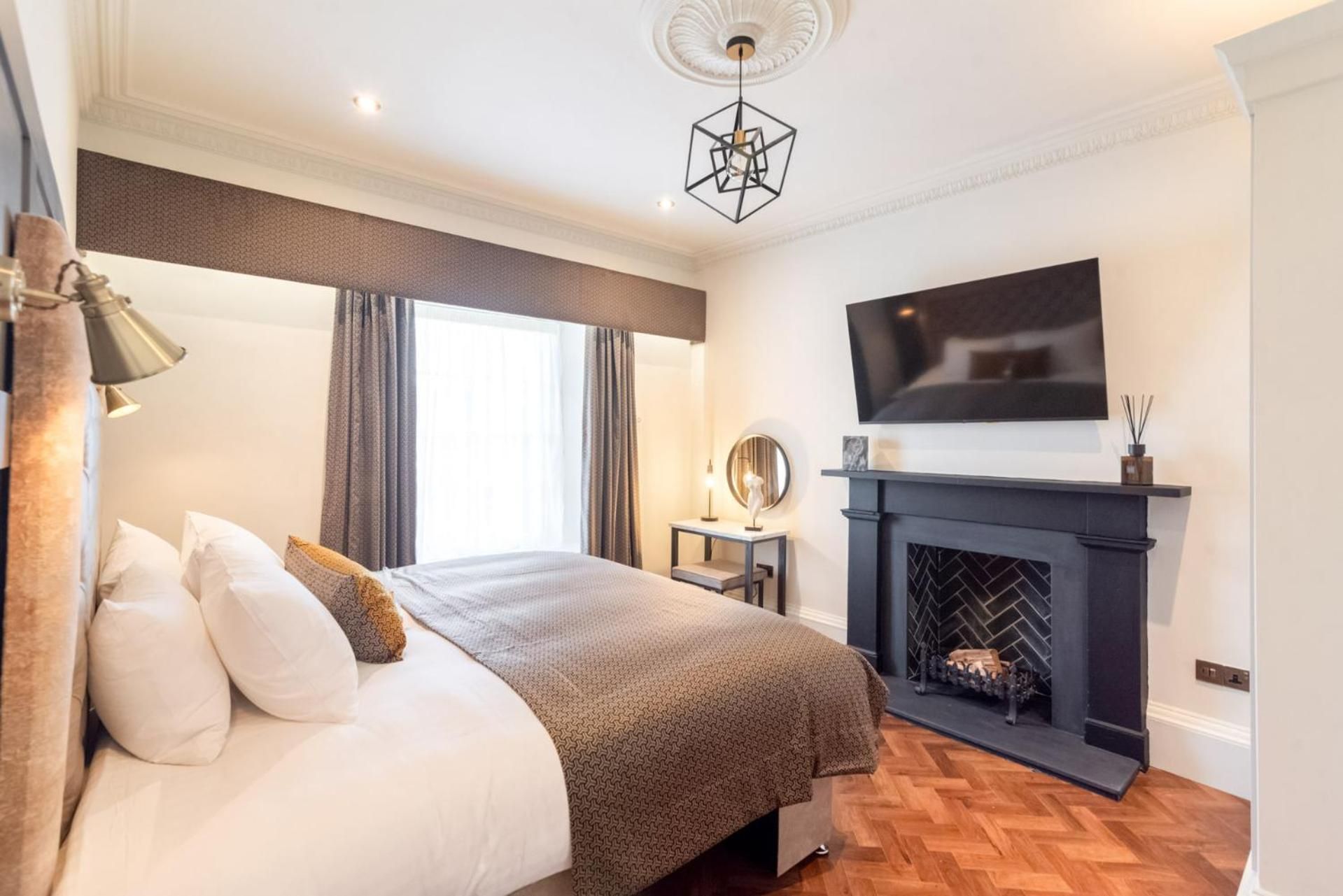 Superior King or Twin Suite