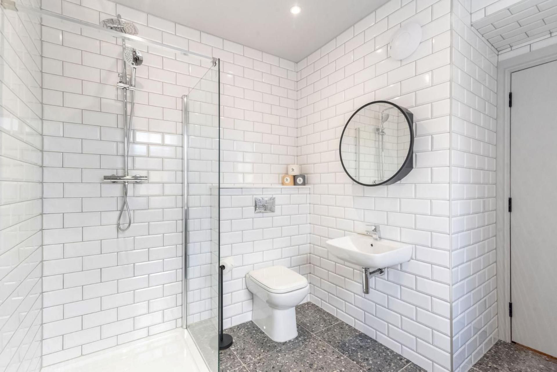 King Street Aparthotel King or Twin Suite