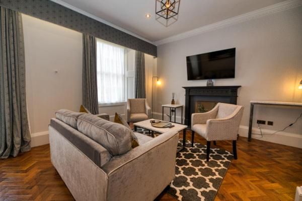 King Street Aparthotel Accessible Superior King or Twin Suite 2