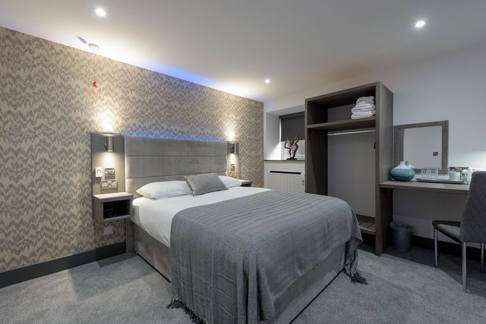 The Stanley Hotel Deluxe Double Room, Ensuite 2