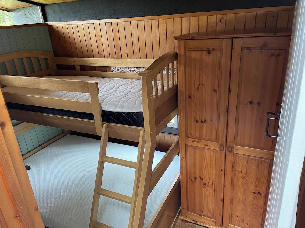 Cabin, 2 Bedrooms, Terrace, View