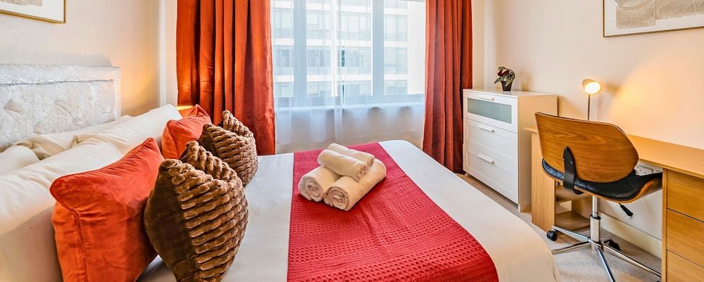 Deluxe Apartment, City View
