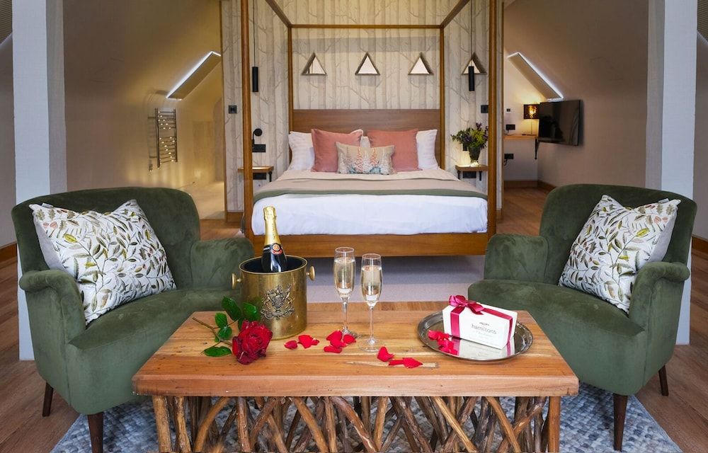 Abbots Grange Manor House Deluxe Suite, Ensuite (Coach House) 2