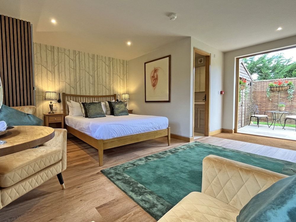 Standard Double Room, Ensuite, Garden View (Stable Room)
